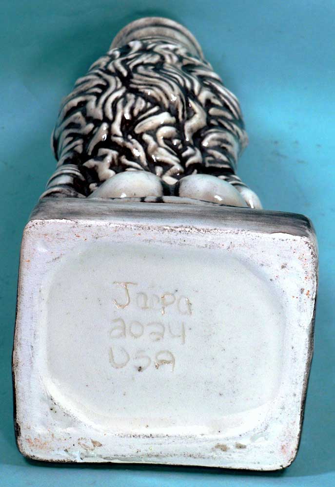 Classic Vintage Reproduction of 1970's Rumph Style Goddess Mona Sorceress, Ceramic Glass Tobacco Bong Water Pipe - FREE SHIPPING!