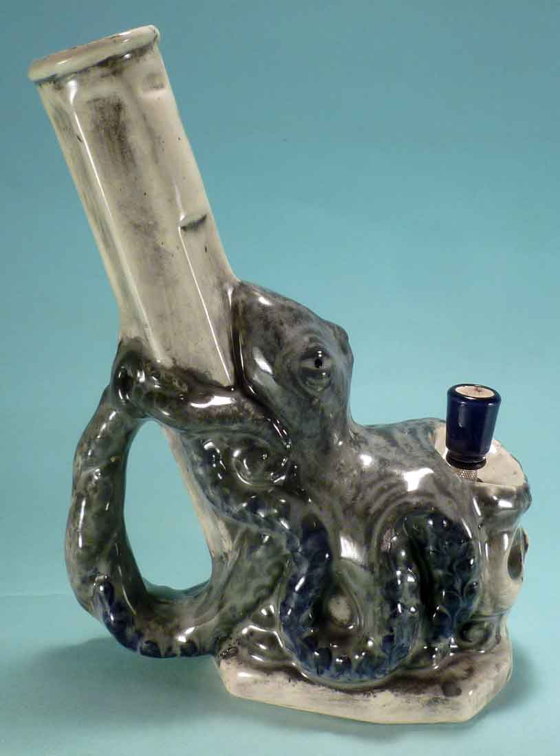 Davey Jones Locker, Octopus with Human Skull, Ceramic Glass Tobacco Hookah Bong Water Pipe USA - FREE SHIPPING!
